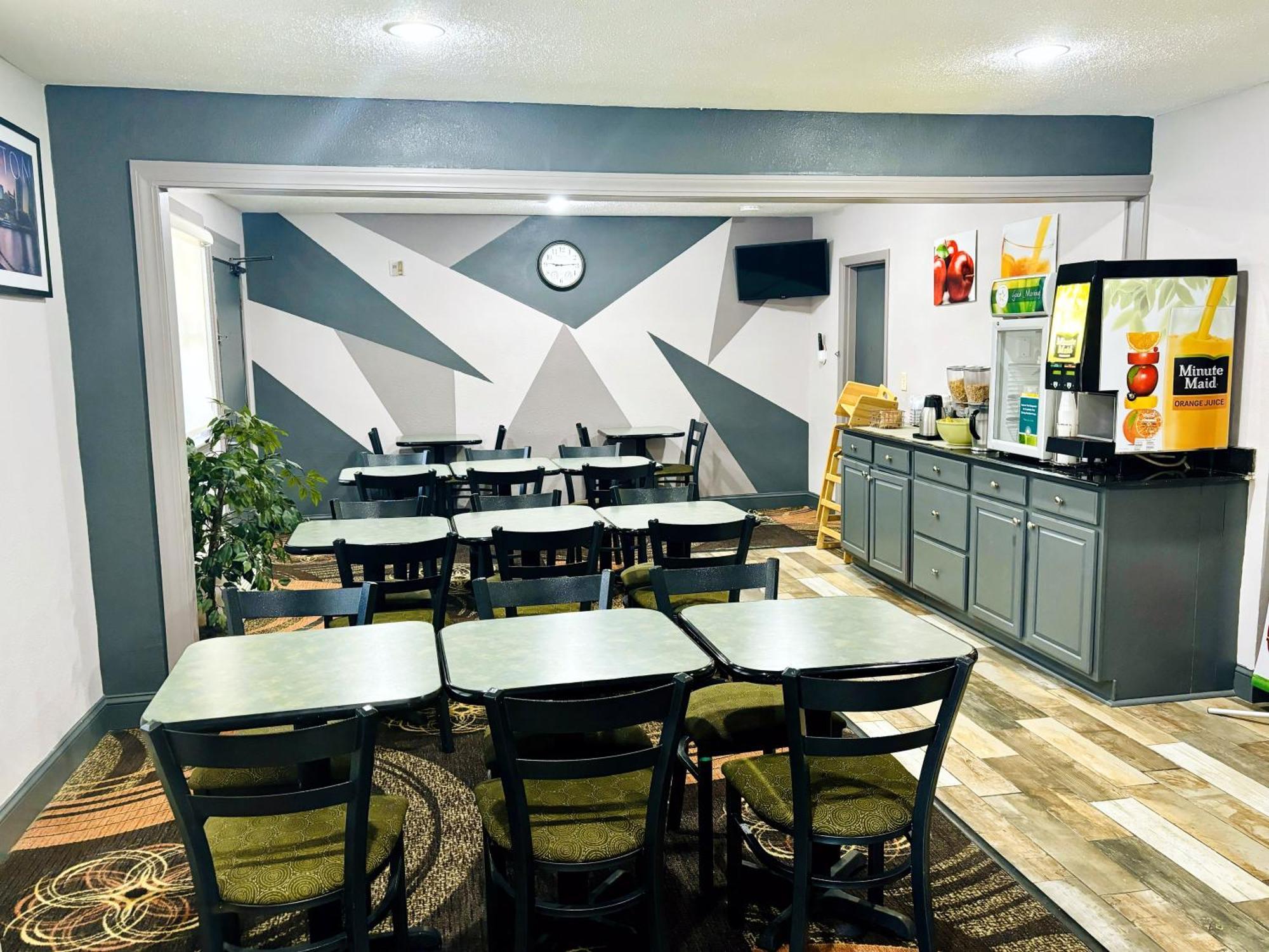 雷纳姆汤顿凯艺酒店 外观 照片